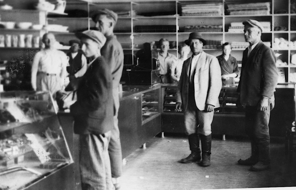 Kiteen työväen osuukauppa 1940-luvun alkapuolella