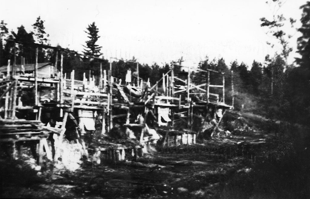 Sementtitehdas kangaskylässä 1941. Valmistettiin myös bunkkerisementit